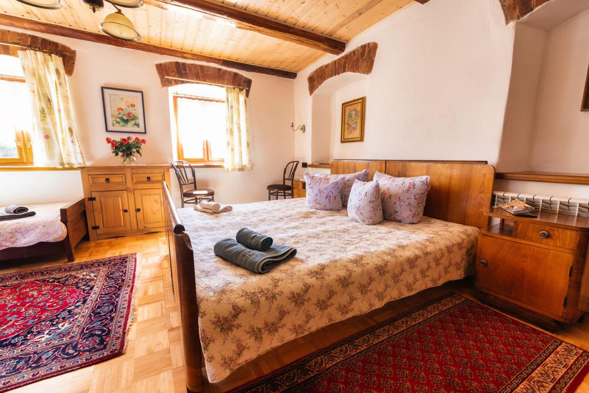 Gajraj Villa Радков Екстериор снимка