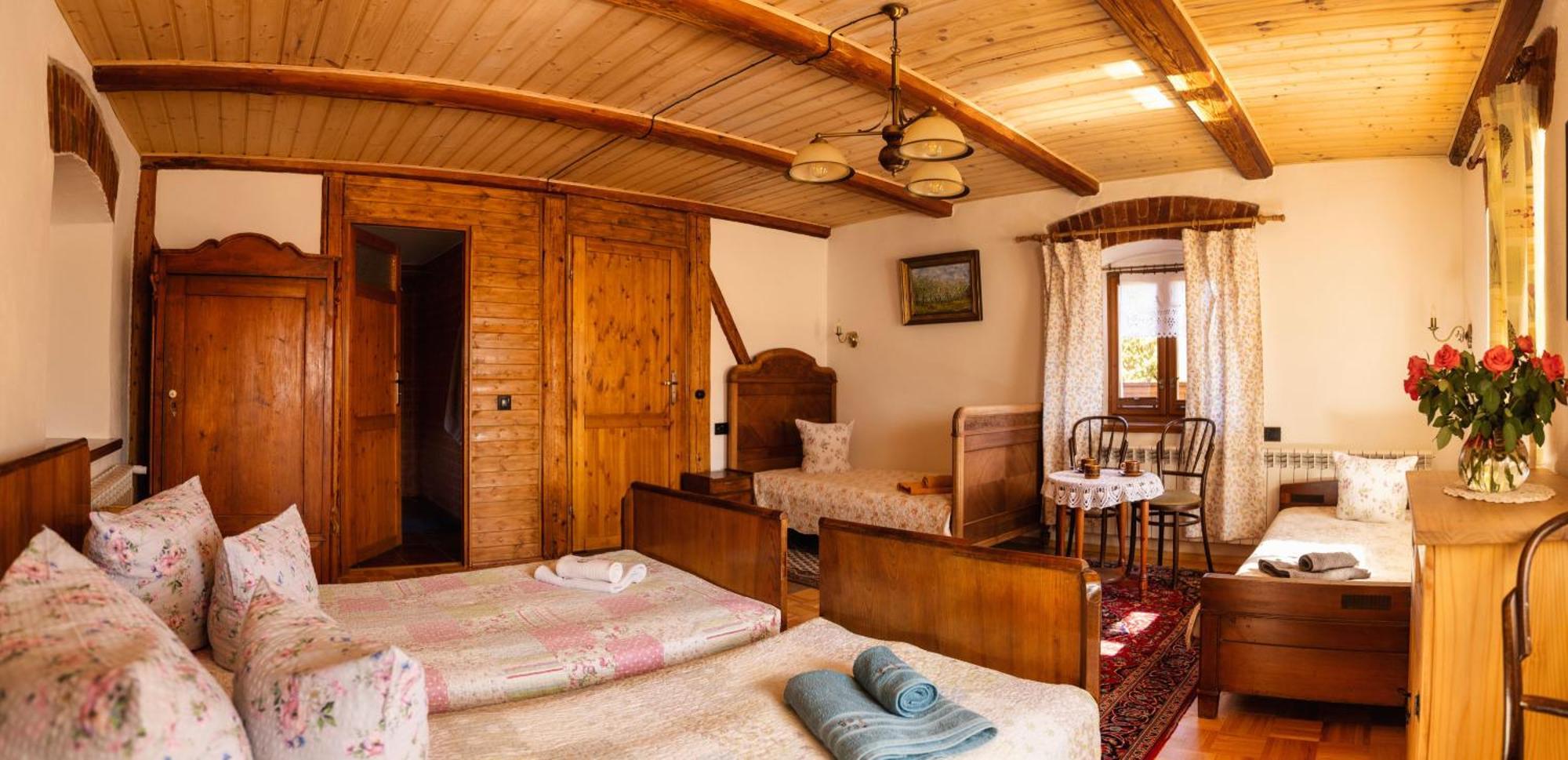 Gajraj Villa Радков Екстериор снимка